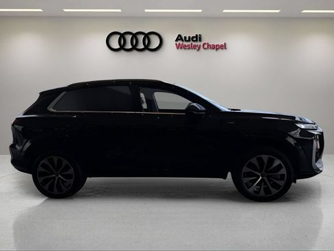New 2026 Audi Q3 quattro 2.0T AWD/4WD image 5