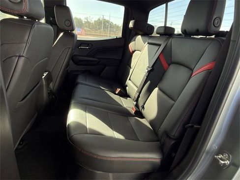 New 2026 Chevrolet Colorado Z71 w/ Technology Package image 18