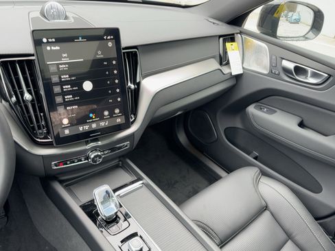 New 2026 Volvo XC60 B5 Ultra w/ Protection Package Premier image 27