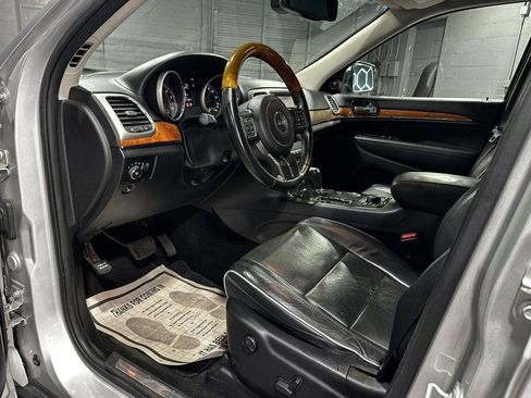 Used 2012 Jeep Grand Cherokee Overland AWD/4WD image 20