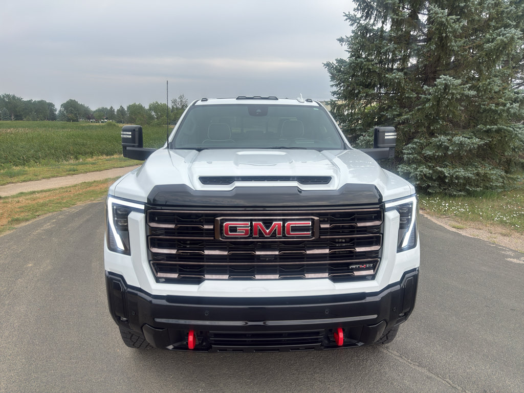 Used 2026 GMC Sierra 2500 AT4X AWD/4WD image 5