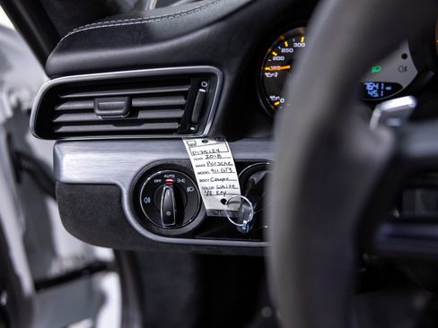 Used 2018 Porsche 911 GT3 image 46