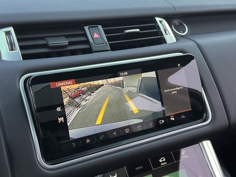 Used 2020 Land Rover Range Rover Sport HSE Dynamic image 28