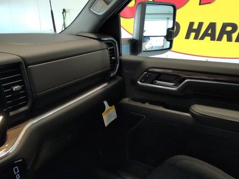 New 2026 Chevrolet Silverado 3500 LT w/ True North Edition image 31