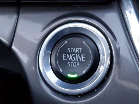 Used 2024 Chevrolet Trax ACTIV w/ Sunroof Package image 24