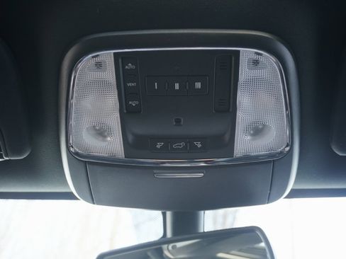 Used 2015 Jeep Grand Cherokee Altitude image 26