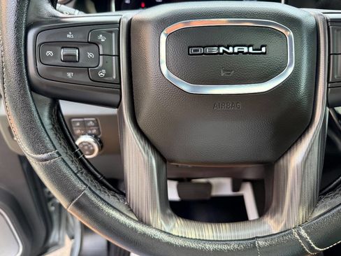 Used 2025 GMC Sierra 2500 Denali Ultimate AWD/4WD image 27
