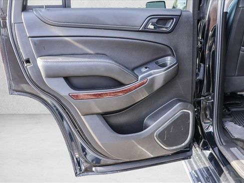 Used 2018 GMC Yukon SLT image 21