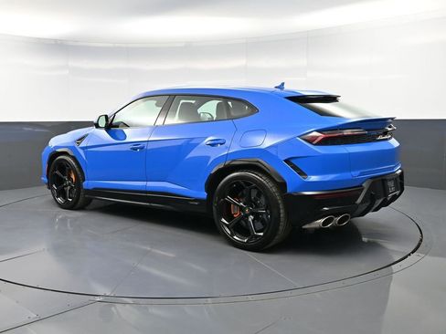 Used 2025 Lamborghini Urus SE AWD/4WD image 3