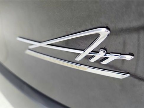 Used 2022 Lucid Air Grand Touring image 17