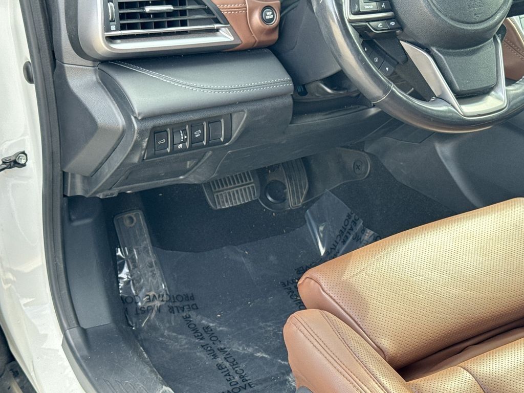Used 2020 Subaru Outback Touring XT AWD/4WD image 17