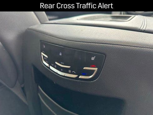 Used 2020 Cadillac Escalade Luxury image 30