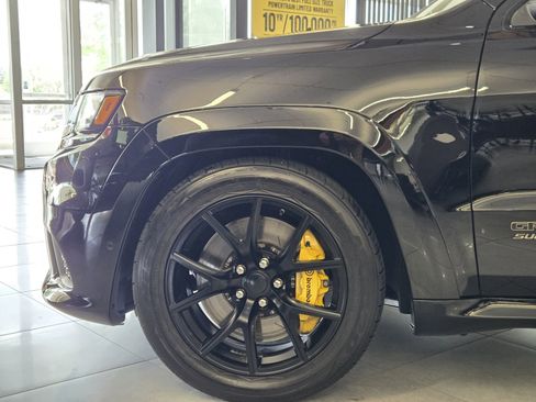 Used 2018 Jeep Grand Cherokee Trackhawk AWD/4WD image 11