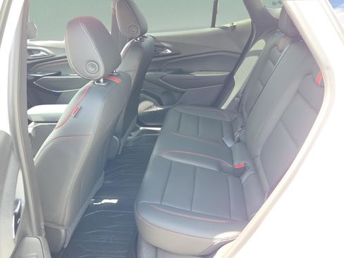 New 2026 Chevrolet Trax RS w/ Sunroof Package FWD image 23