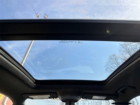 New 2026 Chevrolet Equinox LT image 21