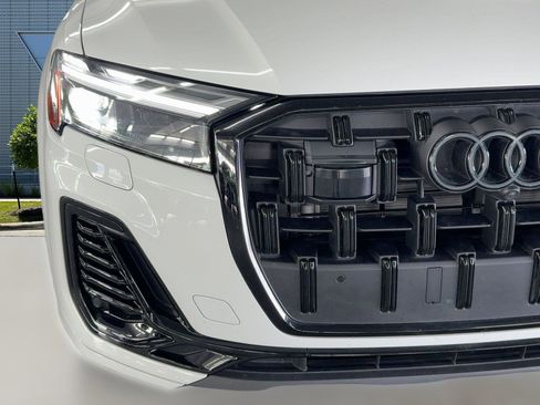 Used 2025 Audi Q7 2.0T Premium w/ Convenience Plus Package image 10