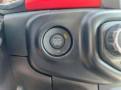 Used 2020 Jeep Wrangler Unlimited Rubicon w/ Dual Top Group image 20