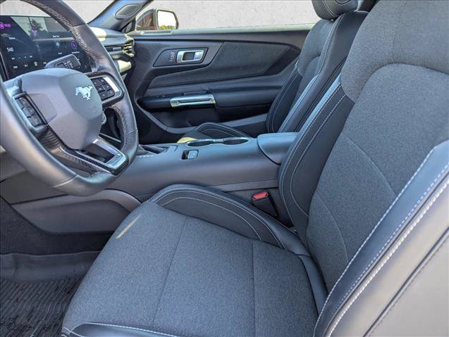 Used 2025 Ford Mustang Coupe RWD image 22