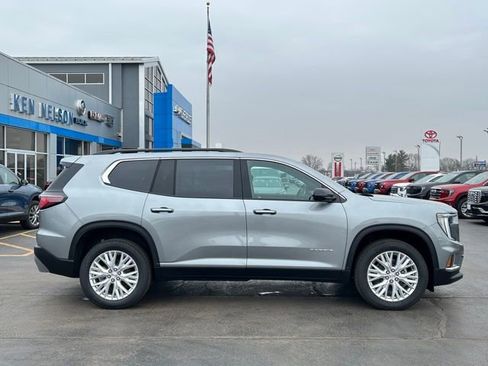 New 2026 GMC Acadia Elevation w/ Elevation Premium Package FWD image 14