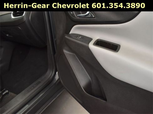 Used 2019 Chevrolet Equinox LT image 23