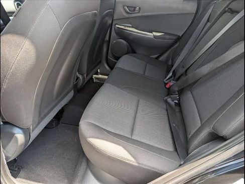 Used 2023 Hyundai Kona SEL FWD image 10