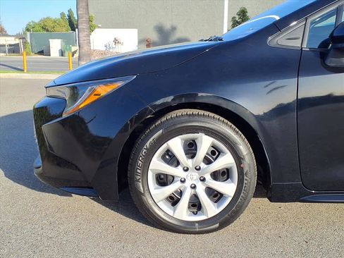 Certified 2025 Toyota Corolla LE image 4