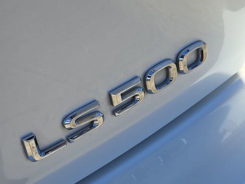Used 2021 Lexus LS 500 w/ Interior Upgrade Package image 12