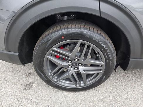 New 2026 Ford Explorer ST w/ Sun And Sound Package image 43