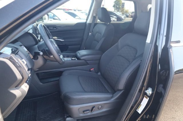 Certified 2025 Nissan Pathfinder SV AWD/4WD image 19