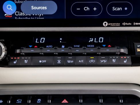 Used 2022 Toyota Tundra Capstone image 39