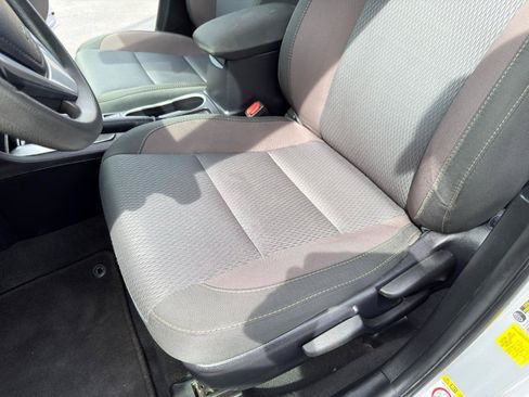 Used 2019 Toyota Corolla LE FWD image 21