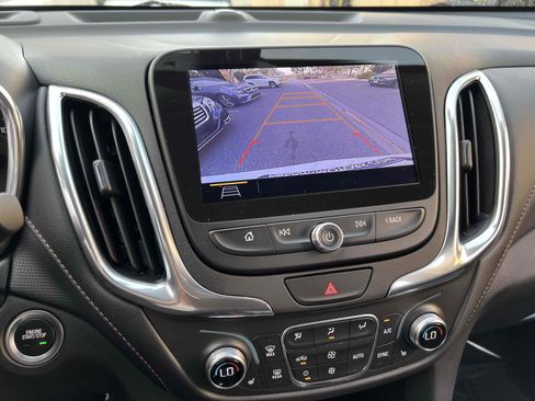 Used 2020 Chevrolet Equinox Premier image 6