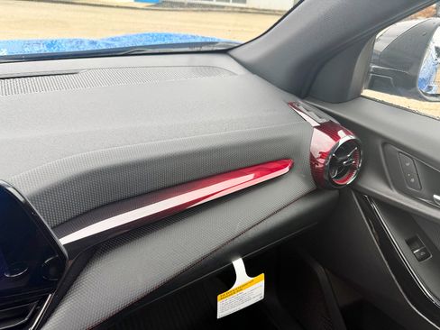 New 2026 Chevrolet Equinox RS image 23