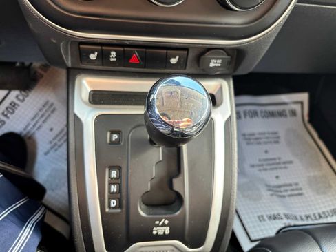 Used 2017 Jeep Compass High Altitude AWD/4WD image 24