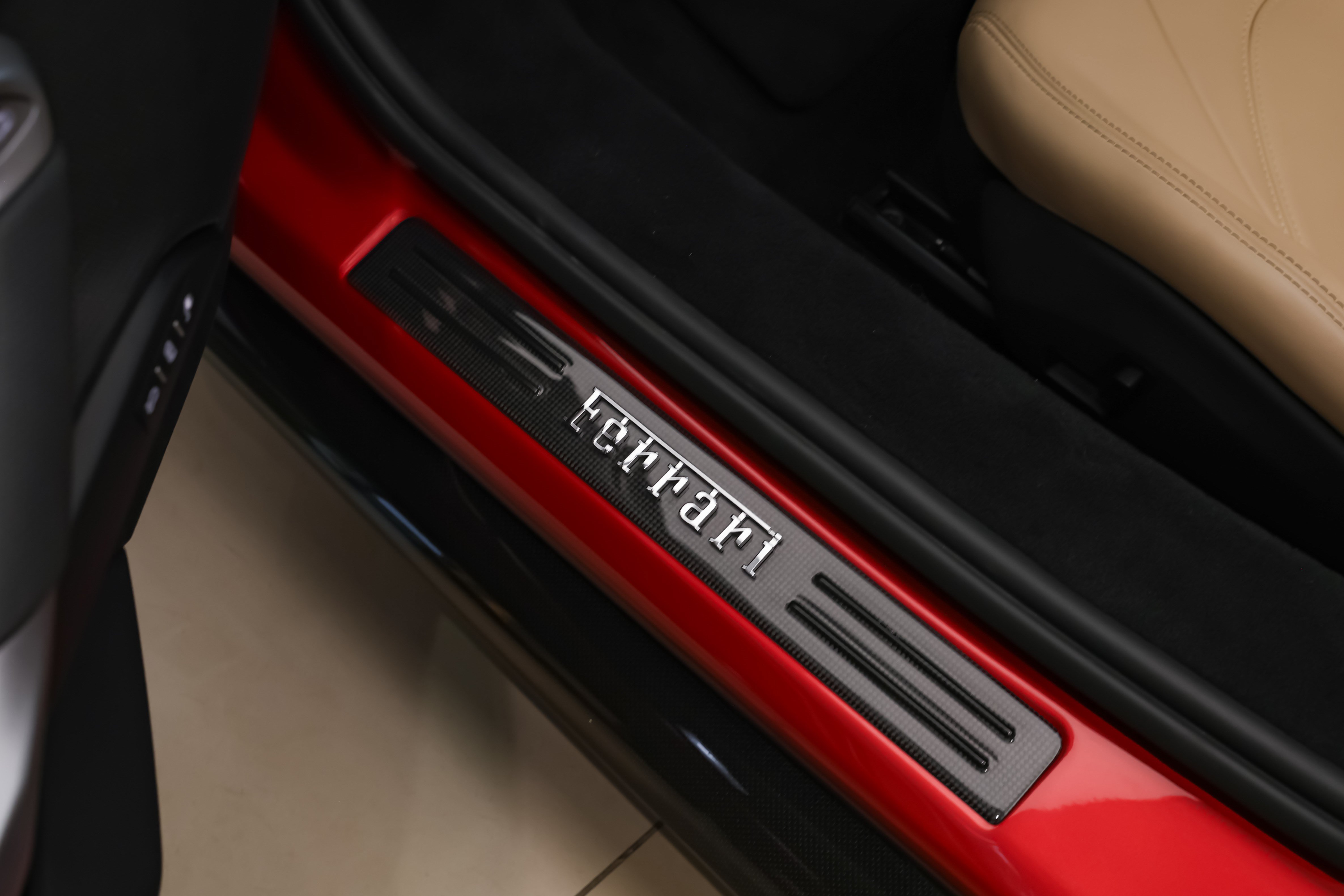 Used 2024 Ferrari 296 GTS RWD image 36