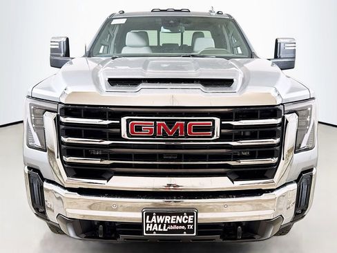 New 2026 GMC Sierra 2500 SLT w/ SLT Convenience Package AWD/4WD image 2