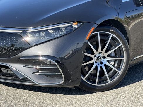 Used 2023 Mercedes-Benz EQS 580 4MATIC Sedan image 4