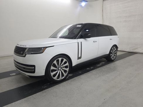 Used 2023 Land Rover Range Rover Long Wheelbase SE AWD/4WD image 2