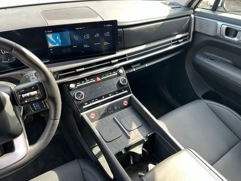 Used 2026 Hyundai Santa Fe SEL FWD image 19