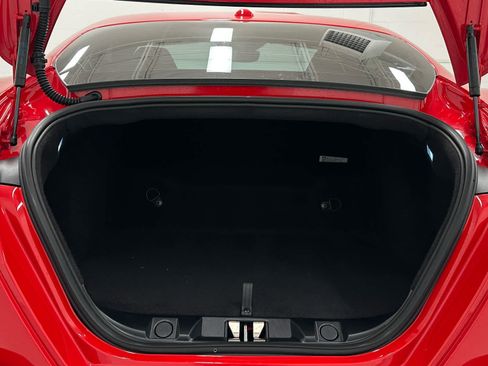 Used 2022 Ferrari Roma RWD image 33