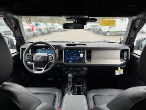 New 2026 Ford Bronco Outer Banks image 25