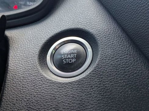 Used 2023 Toyota Corolla SE image 27