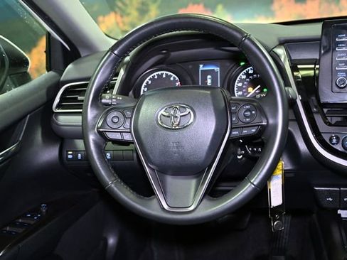 Used 2024 Toyota Camry SE image 53