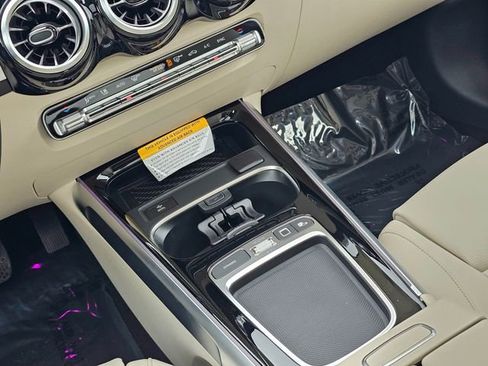 New 2026 Mercedes-Benz GLB 250 4MATIC image 34