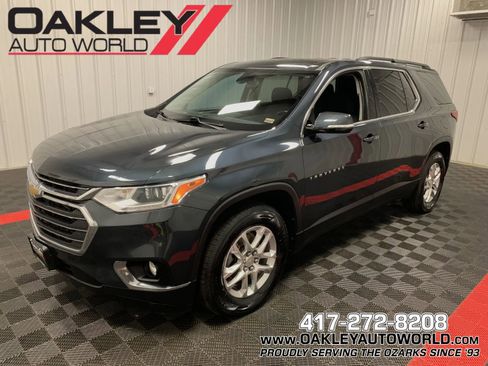 Used 2019 Chevrolet Traverse LT image 1