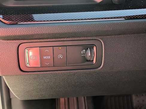 New 2026 Chevrolet Traverse RS image 14