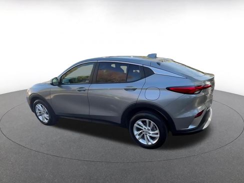 Used 2025 Buick Envista Preferred image 10