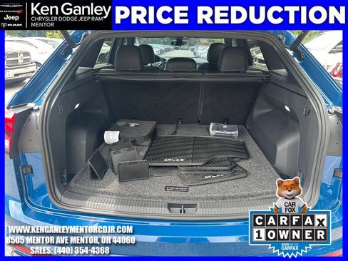 Used 2025 Volkswagen Atlas Cross Sport SEL R-Line AWD/4WD image 10