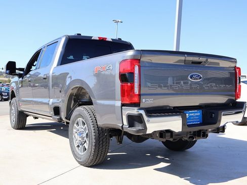 New 2026 Ford F250 Lariat w/ Lariat Ultimate Package image 3
