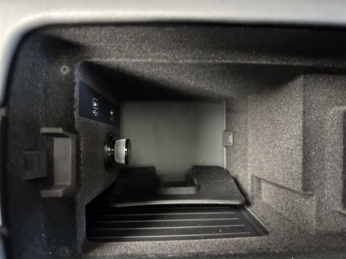 New 2025 Audi RS e-tron GT performance image 21